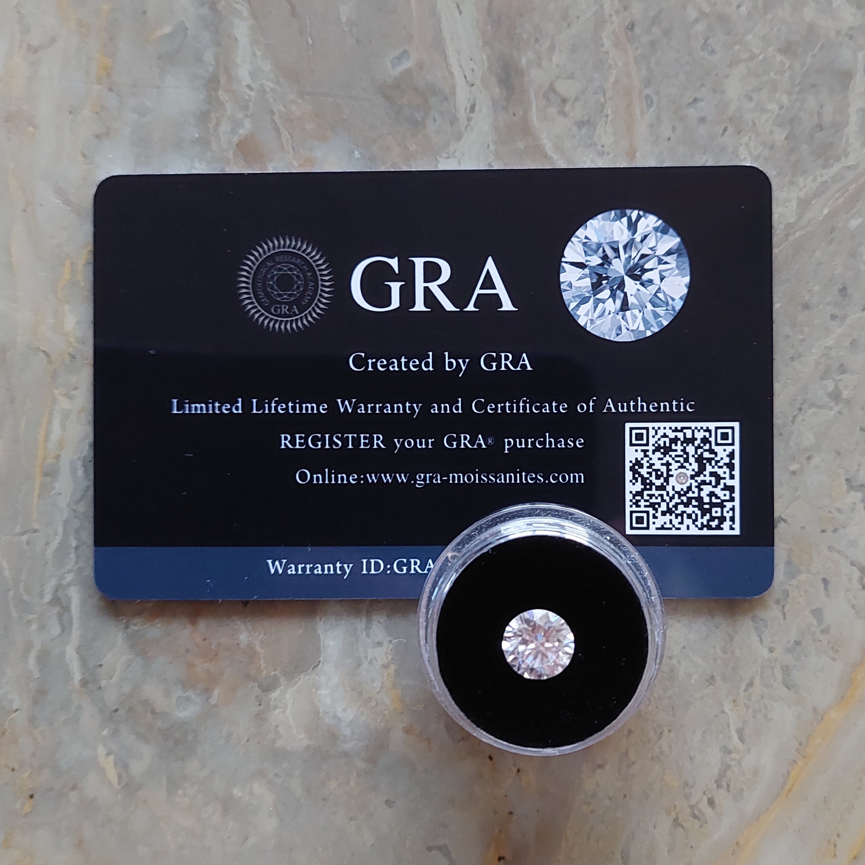 Fairstones Elite Moissanite™ - 2.0 ct - Round cut